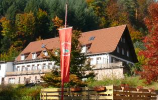 Naturfreundehaus Elmstein Komplettansicht Naturfreundehaus Elmstein Komplettansicht